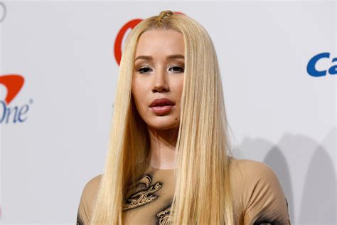 iggi azalea nudes|Iggy Azalea's Nude Photos Leak, Pics Are From Photoshoot.